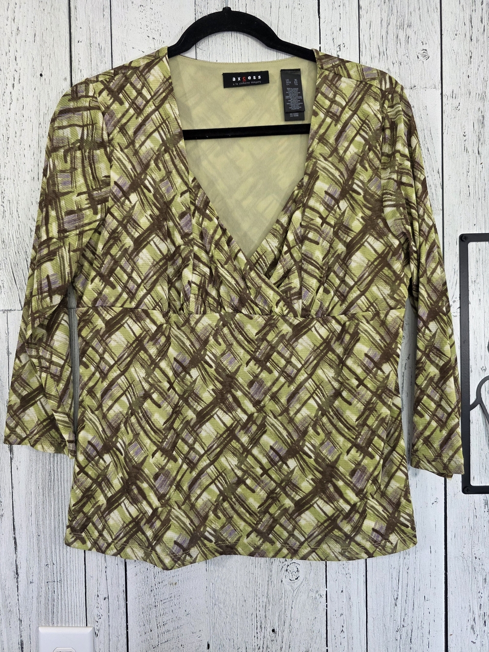 Axcess by Liz Claiborne Abstract Print Surplice Top Size XL Business Office Y2K